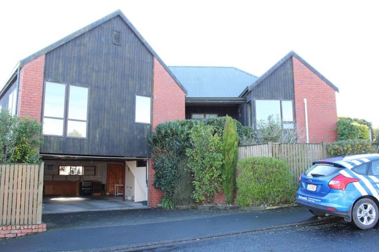 Photo of property in 8 Elliffe Place, Shiel Hill, Dunedin, 9013