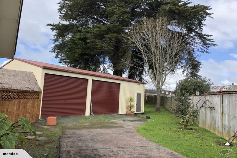 Photo of property in 27 Adams Road, Manurewa, Auckland, 2102