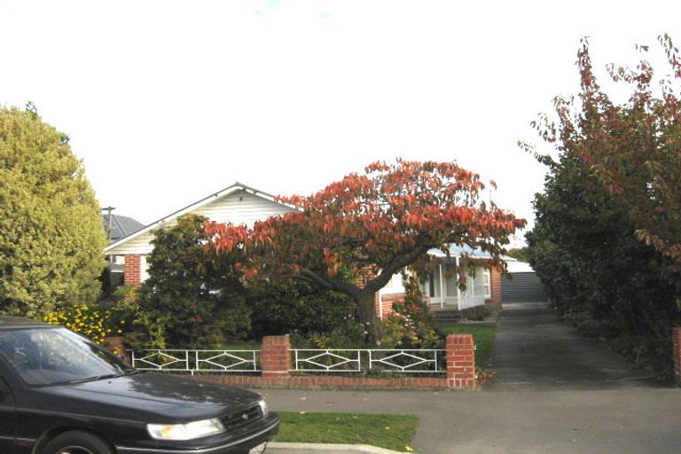 Photo of property in 17 Wilfrid Street, Ilam, Christchurch, 8041