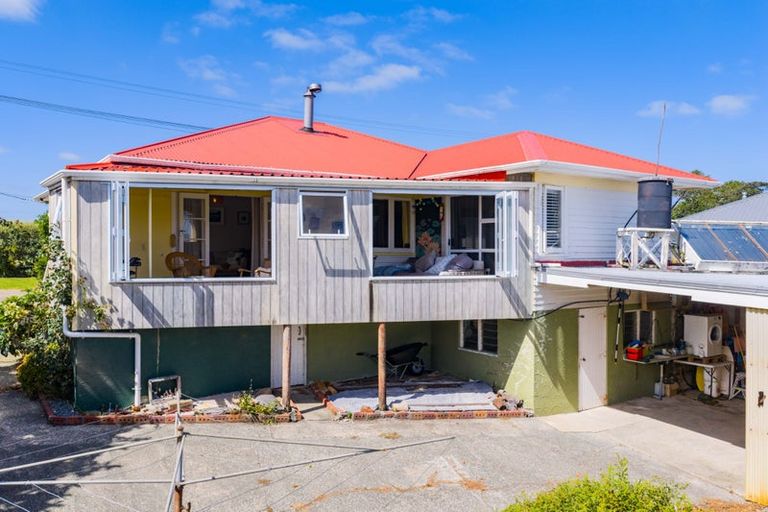 Photo of property in 1 Griffin Road, Maungaturoto, 0520