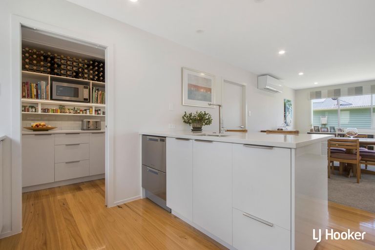 Photo of property in 7 Wallnutt Avenue, Waihi Beach, 3611