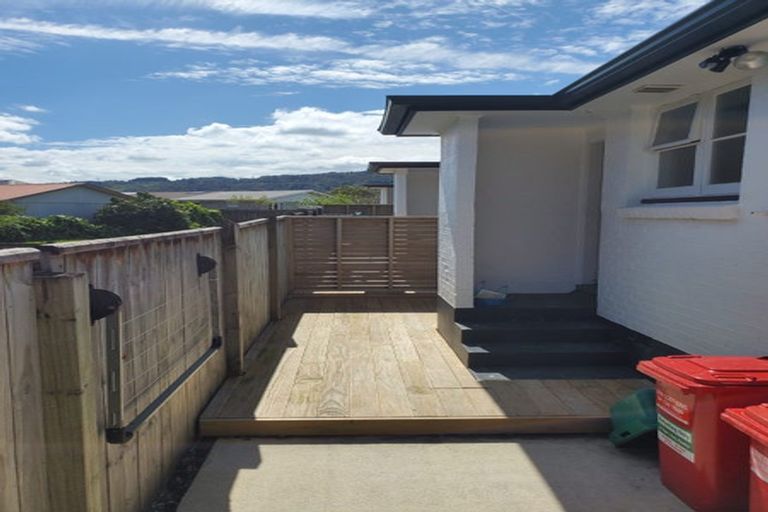 Photo of property in 2/1003 Fergusson Drive, Ebdentown, Upper Hutt, 5018