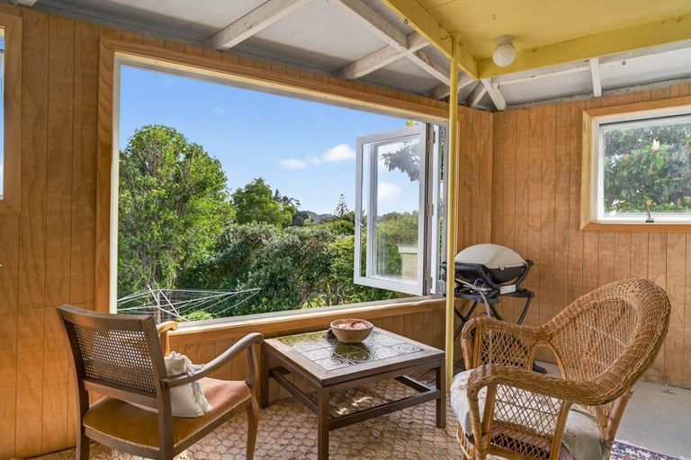 Photo of property in 1 Griffin Road, Maungaturoto, 0520