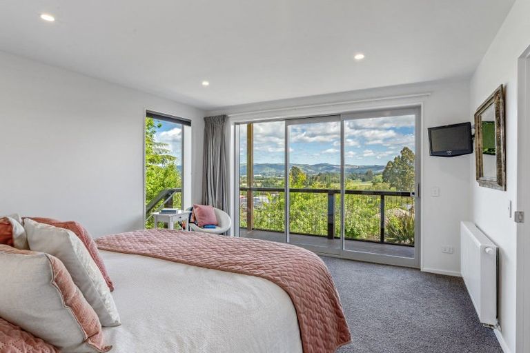 Photo of property in 32 Paterson Road, Mosgiel, 9092