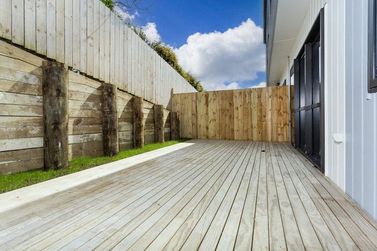 Photo of property in 58b County Road, Torbay, Auckland, 0630