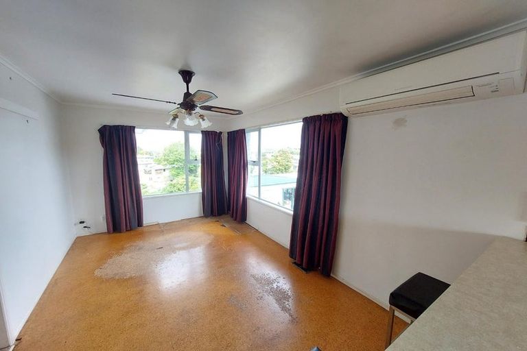 Photo of property in 11 Keegan Drive, Massey, Auckland, 0614