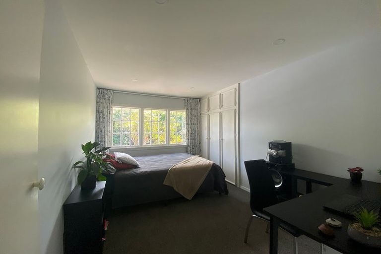 Photo of property in 2/75 Garreg Road, Bryndwr, Christchurch, 8052