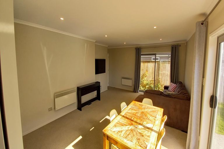 Photo of property in 215 Wainui Road, Silverdale, 0932