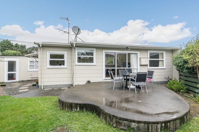 Photo of property in 59 Waimea Road, Waikanae Beach, Waikanae, 5036