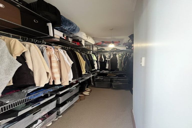 Photo of property in 19 Onehuka Road, Tirohanga, Lower Hutt, 5010