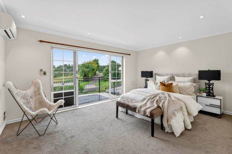 Photo of property in 38c Wicklam Lane, Greenhithe, Auckland, 0632