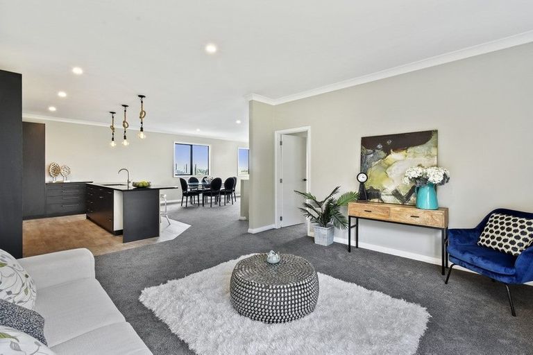 Photo of property in 135 Isabella Drive, Pukekohe, 2120