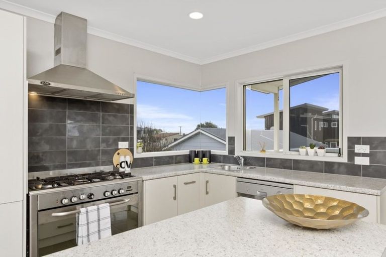 Photo of property in 233b Dickson Road, Papamoa Beach, Papamoa, 3118