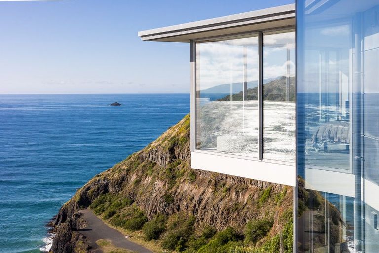 Photo of property in 71 Cliffs Road, Saint Clair, Dunedin, 9012