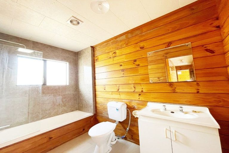 Photo of property in 116 Porchester Road, Papakura, 2110