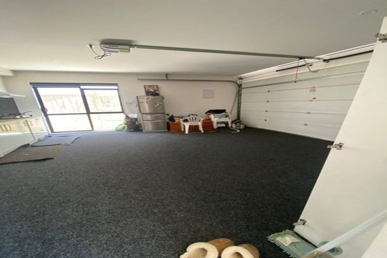 Photo of property in 16 Hauhake Road, Flat Bush, Auckland, 2019