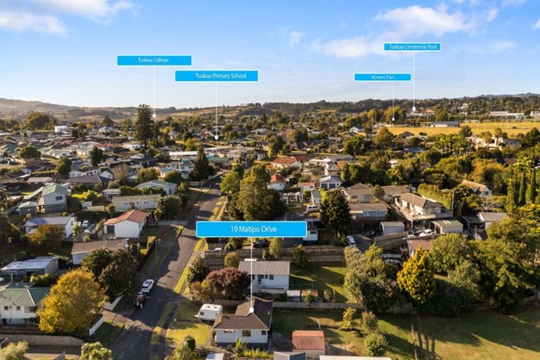 Photo of property in 19 Matipo Drive, Tuakau, 2121