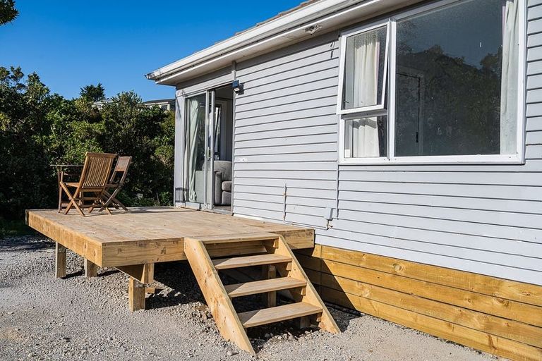 Photo of property in 26 Jillett Street, Titahi Bay, Porirua, 5022