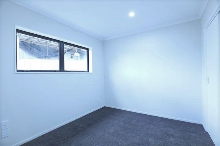 Photo of property in 91 Everglade Drive, Totara Heights, Auckland, 2105