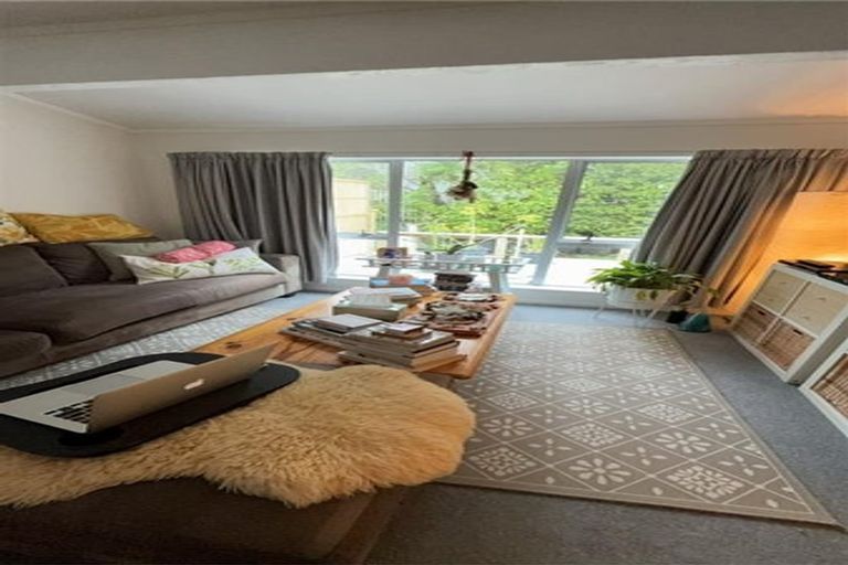 Photo of property in 3/52 Awatea Street, Ranui, Porirua, 5024