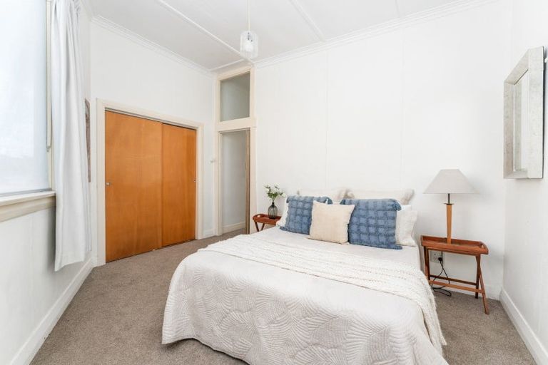 Photo of property in 1 Greenacres Street, Macandrew Bay, Dunedin, 9014