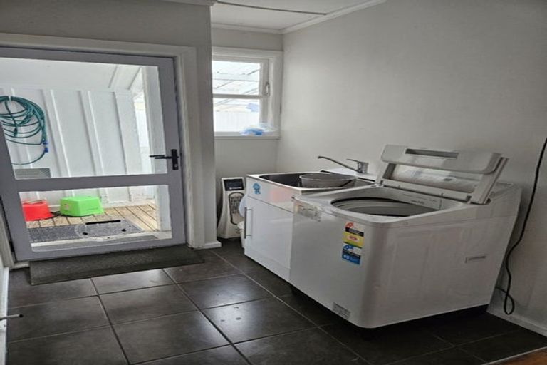 Photo of property in 2 Pinfold Avenue, Hamilton East, Hamilton, 3216