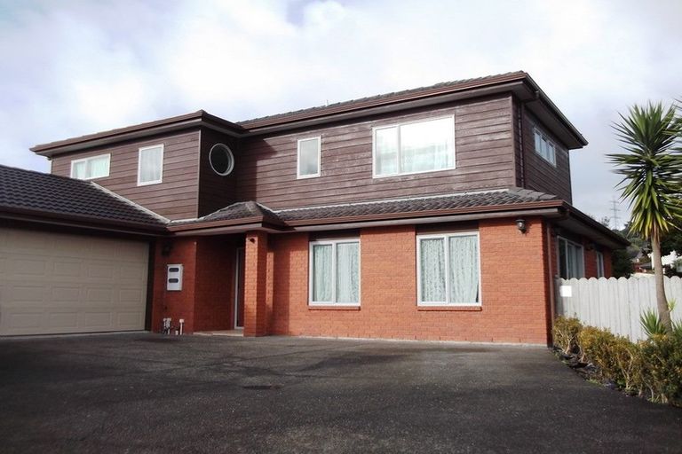 Photo of property in 10 Andrusha Place, Flat Bush, Auckland, 2019