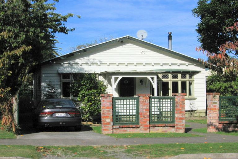 Photo of property in 44 Owen Street, Belmont, Lower Hutt, 5010