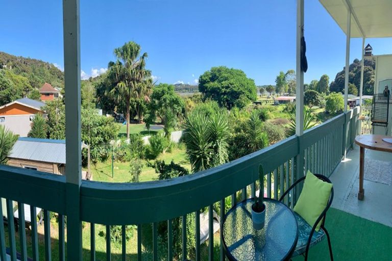 Photo of property in 35 Tahuna Road, Paihia, 0200