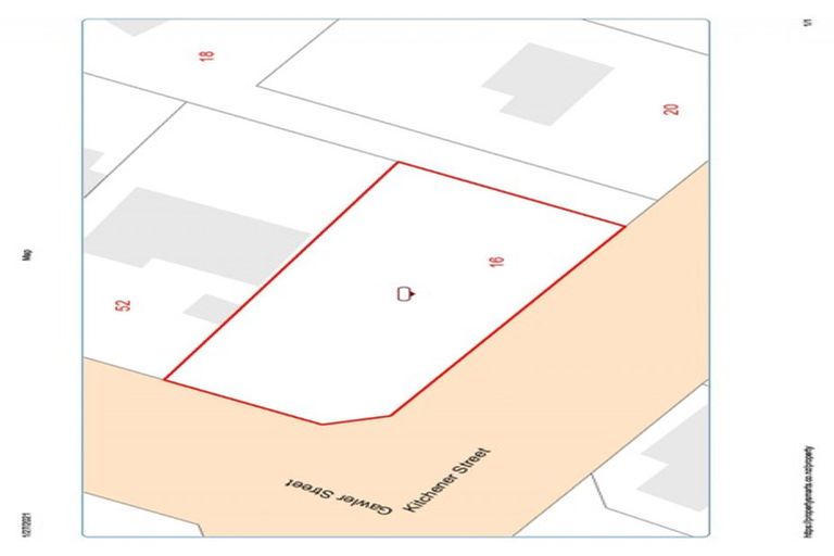 Photo of property in 16 Kitchener Street, Te Horo Beach, Otaki, 5581