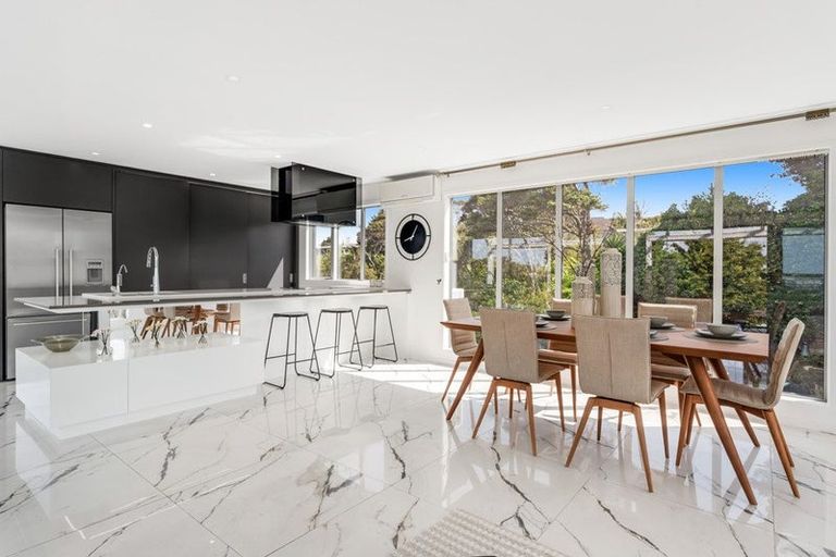 Photo of property in 35a Seaview Avenue, Northcote, Auckland, 0627