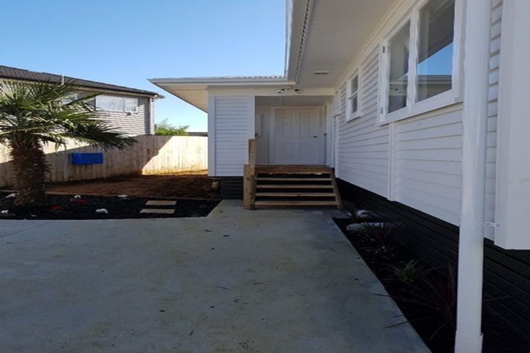 Photo of property in 25 Holland Street, Pukekohe, 2120