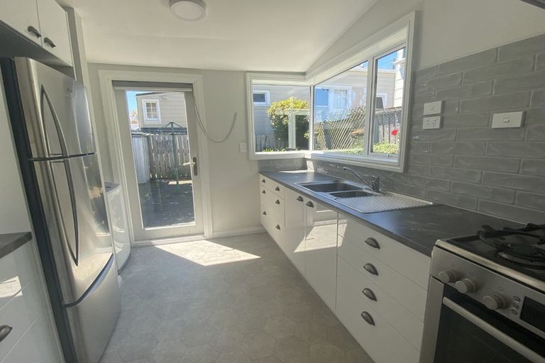 Photo of property in 17 Horner Street, Newtown, Wellington, 6021