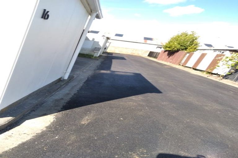 Photo of property in 15 Papakowhai Court, West End, Palmerston North, 4412