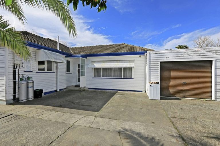 Photo of property in 223 Grove Road, Mayfair, Hastings, 4122