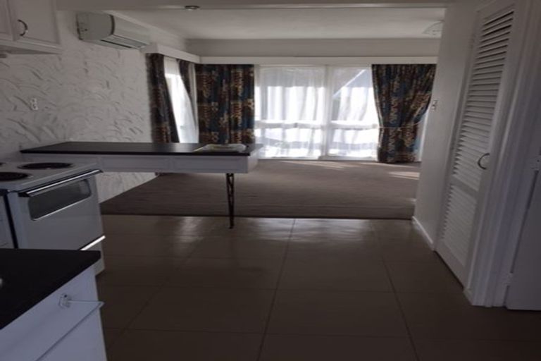 Photo of property in 6/1 Glen Road, Browns Bay, Auckland, 0630