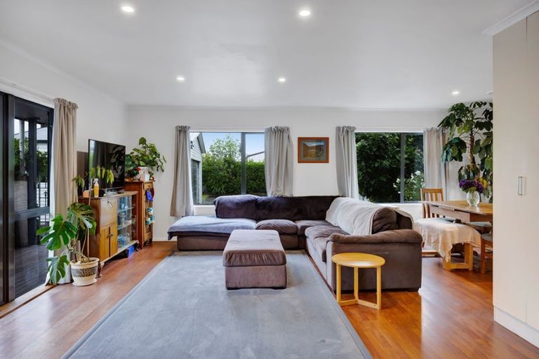 Photo of property in 28a Maire Street, Inglewood, 4330