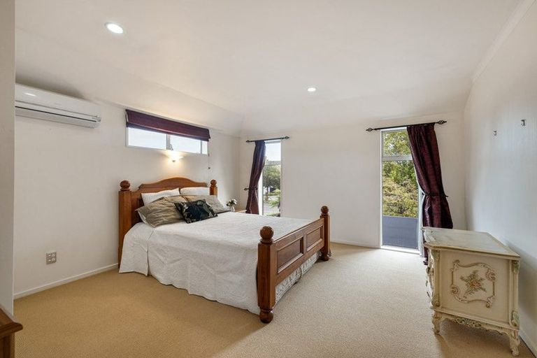 Photo of property in 133 Fendalton Road, Fendalton, Christchurch, 8052