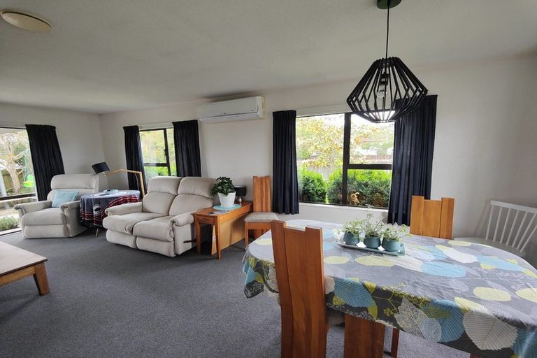 Photo of property in 103 Aviemore Drive, Highland Park, Auckland, 2010