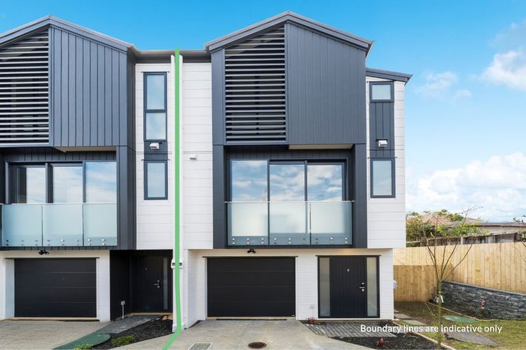 Photo of property in 8/6 Shakespeare Road, Milford, Auckland, 0620