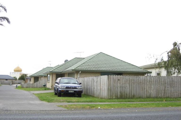 Photo of property in 72 Manuroa Road, Takanini, 2112
