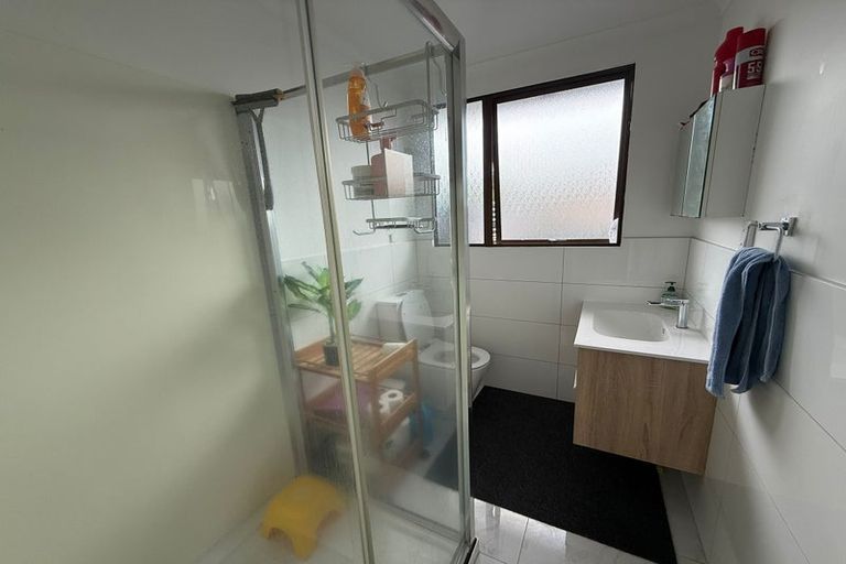 Photo of property in 14 Justamere Place, Weymouth, Auckland, 2103