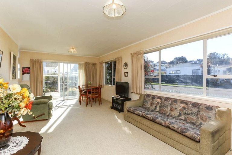Photo of property in 3a Naumai Place, Spotswood, New Plymouth, 4310