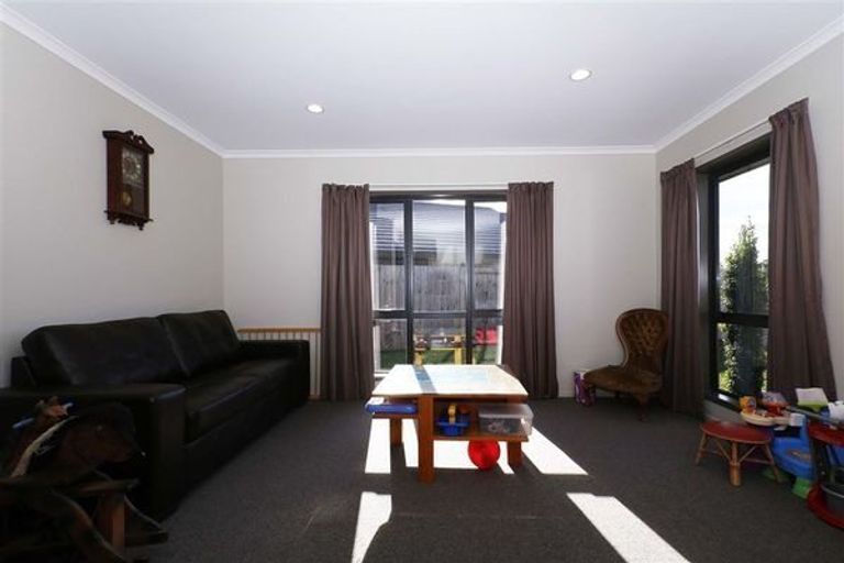 Photo of property in 28 Tallentire Crescent, Huntington, Hamilton, 3210