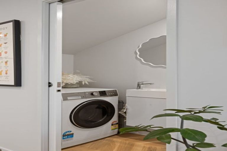 Photo of property in 10 Patariki Way, Beach Haven, Auckland, 0626