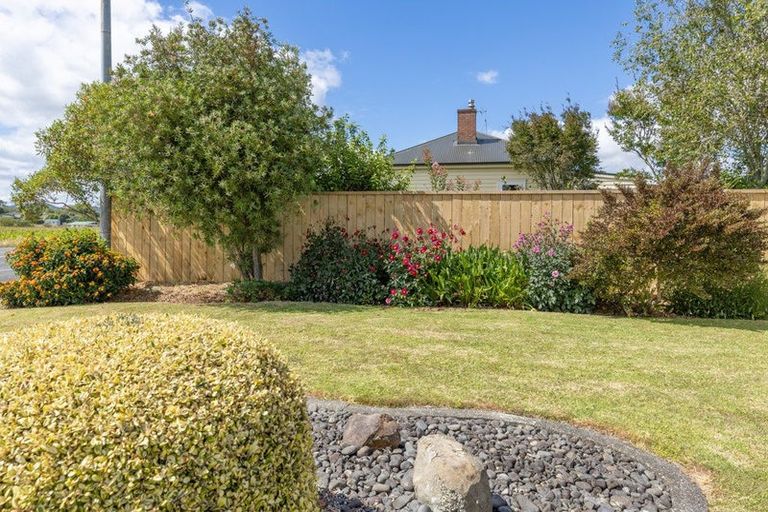 Photo of property in 42 Great South Road, Huntly, 3700