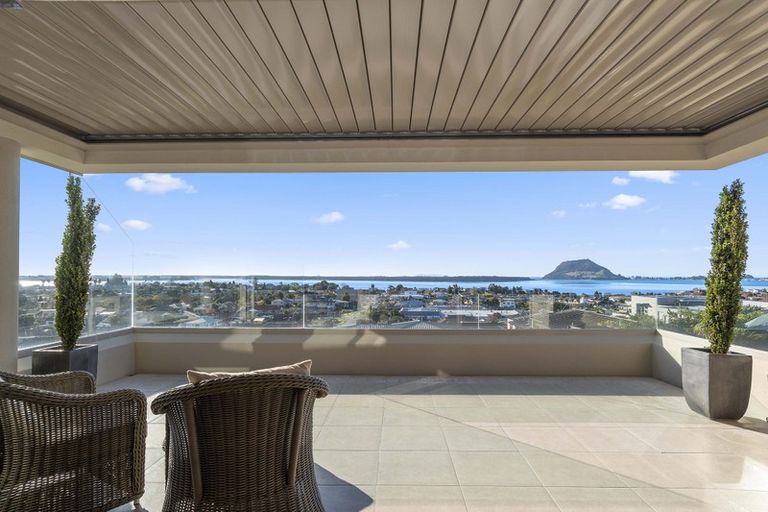 Photo of property in 2c Hinewa Road, Otumoetai, Tauranga, 3110