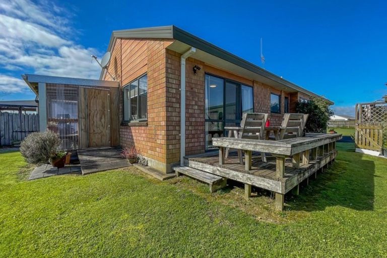 Photo of property in 9b Walton Place, Ngatea, 3503