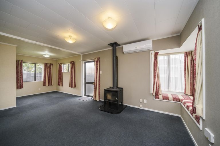 Photo of property in 110 Amberley Avenue, Highbury, Palmerston North, 4412