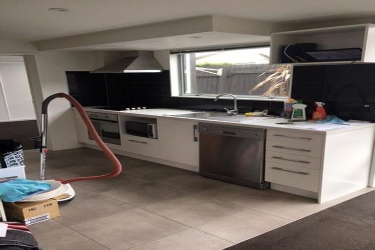 Photo of property in 43 Grafton Street, Waltham, Christchurch, 8011